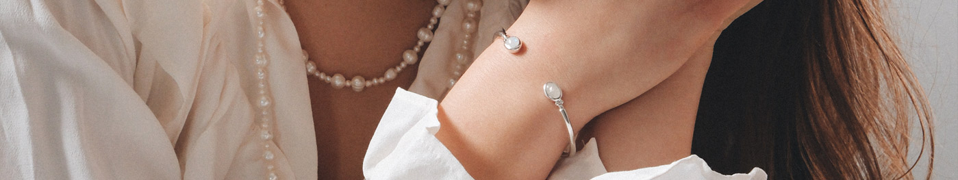 Bangles & Cuffs Bangles & Cuffs